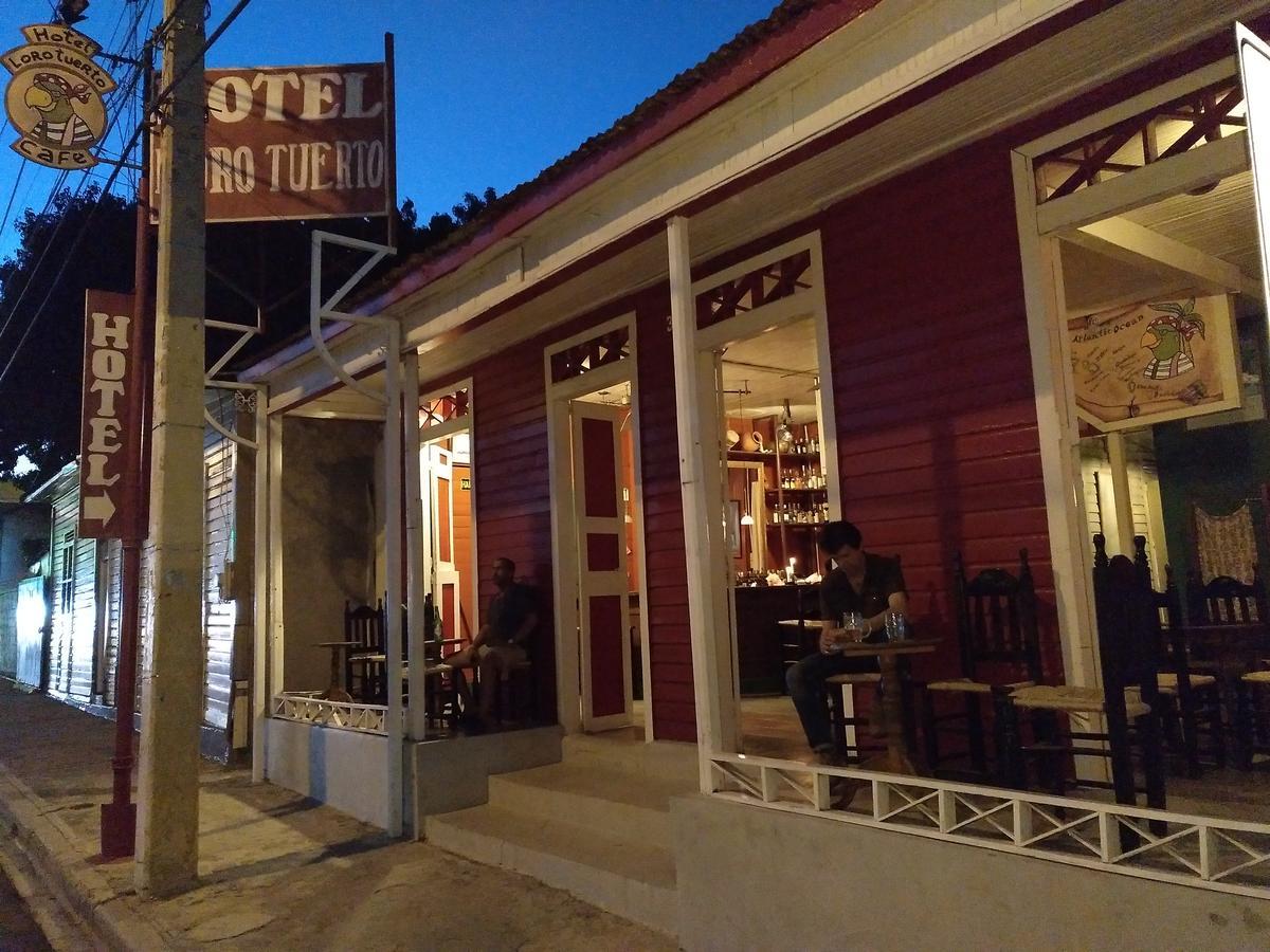 Hotel Loro Tuerto Barahona Εξωτερικό φωτογραφία