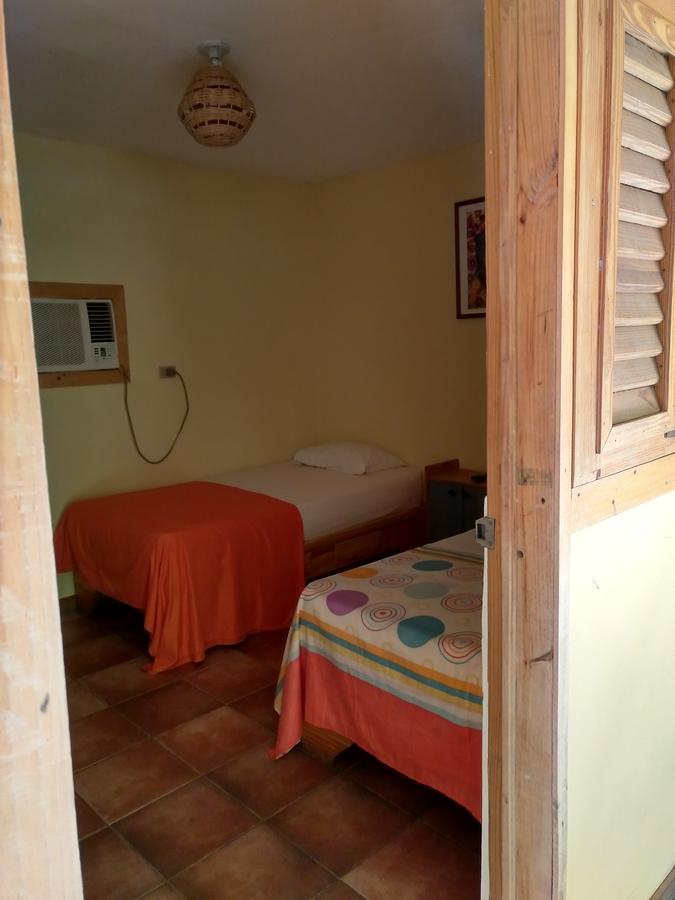 Hotel Loro Tuerto Barahona Εξωτερικό φωτογραφία